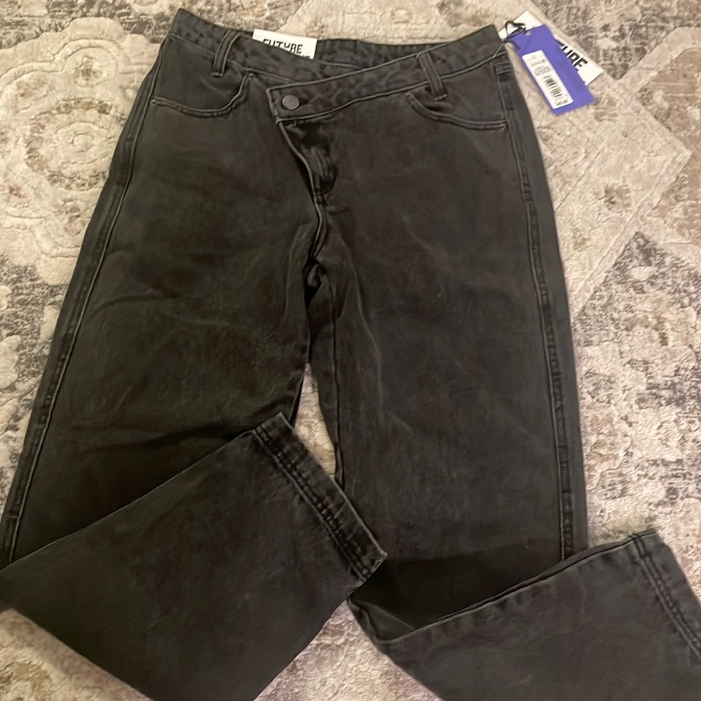 Women's size 8 High-Rise Overlap Waist Straight Leg Jeans - Future Colle…